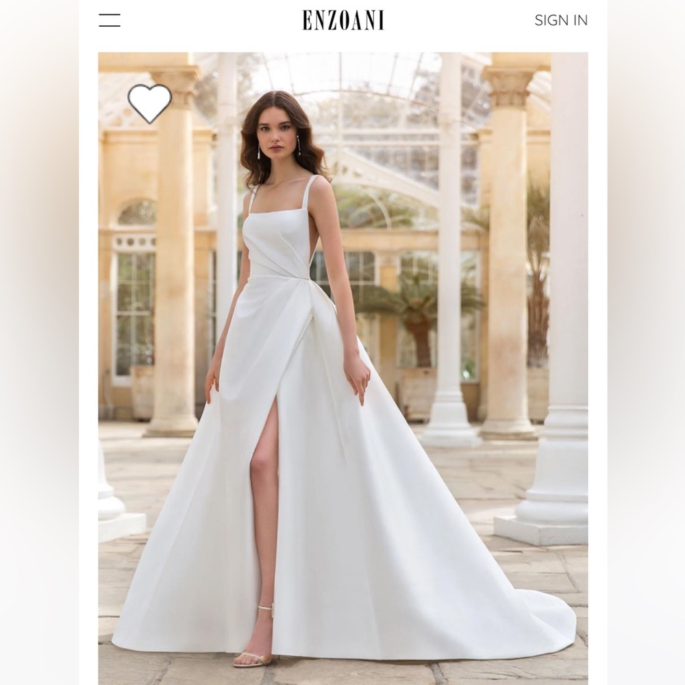 Enzoani Sandra Bridal Wedding Gown Ivory US size 16 - Sample
